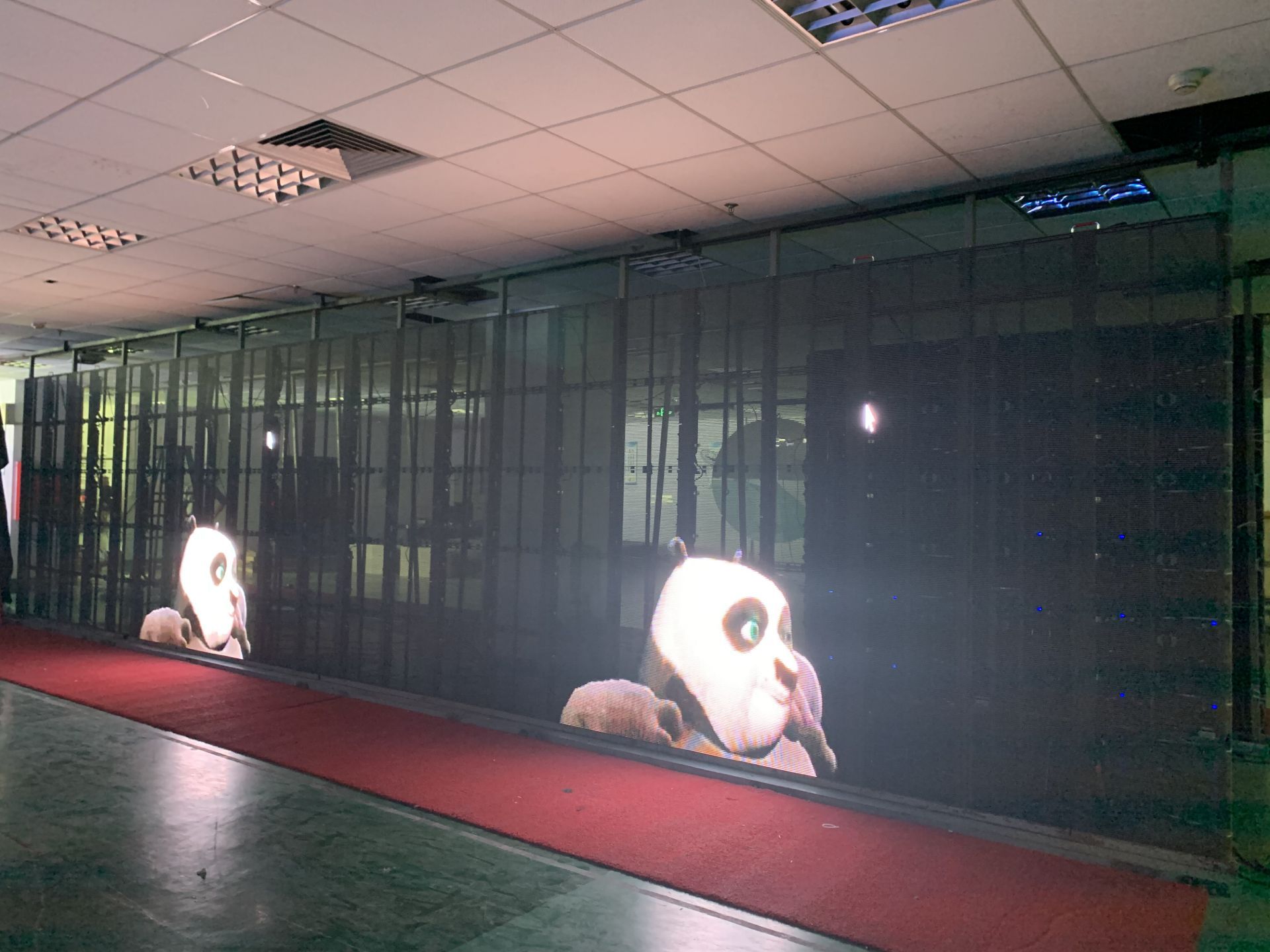 ပွင့်လင်း led display ကို (1)